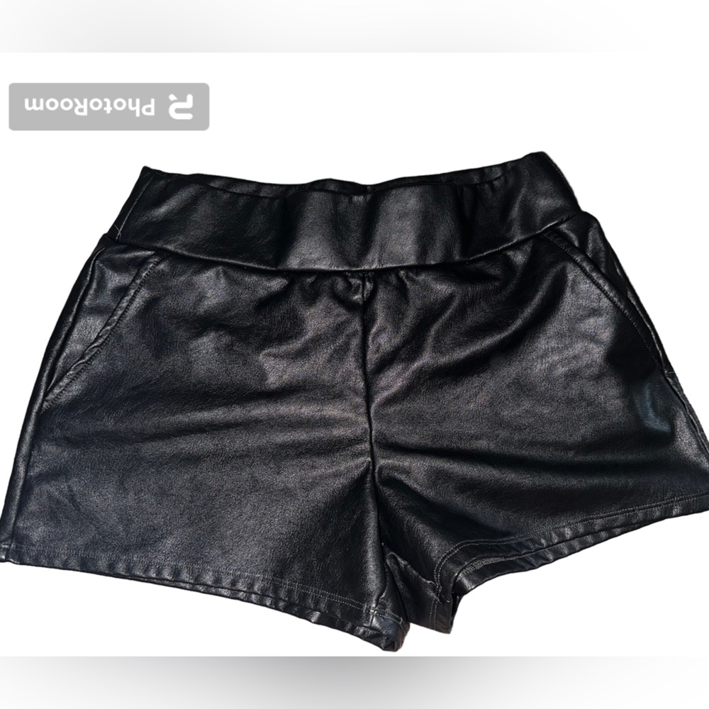 ReWash pleather shorts size small